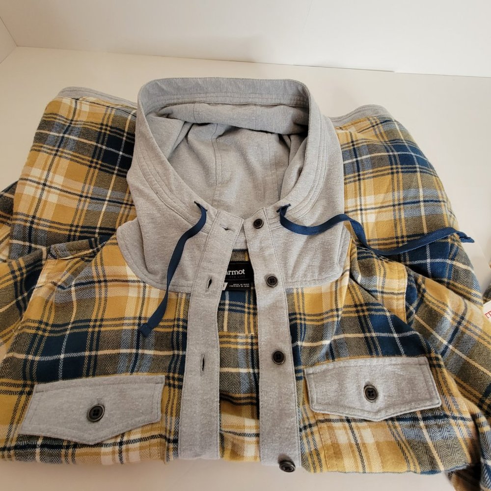 Marmot Women's Reagan Flannel L/S Plaid Hoodie Size M Grey Navy Tan NWT - Picture 12 of 12